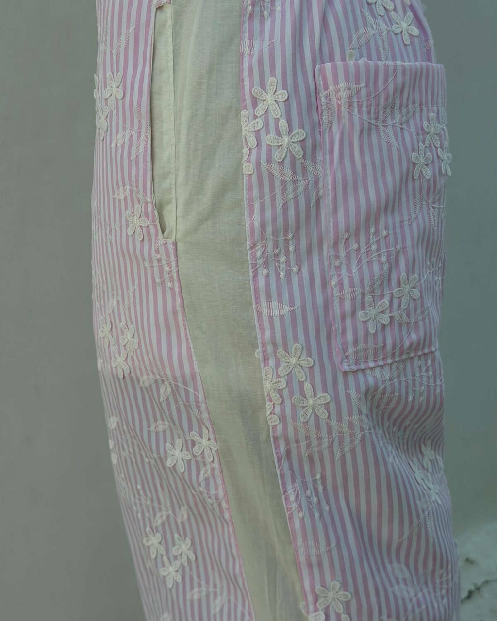 Santorini Embroidered Resort Set
